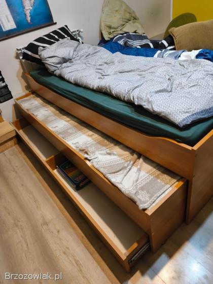 Łóżko młodzieżowe z dwoma miejscami do spania
