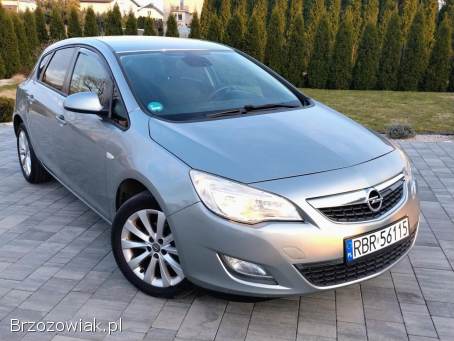Opel Astra Z Niemiec  2011