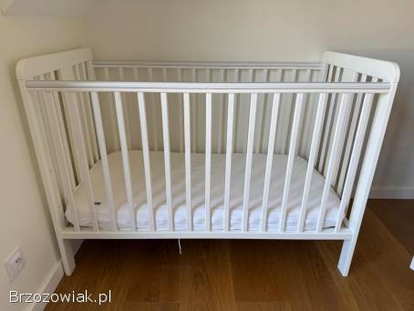 Łóżeczko niemowlęce Woodies Fairy Cot 120x60 cm z materacem