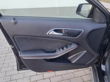 Mercedes-Benz GLA 1.  6 156KM 2015