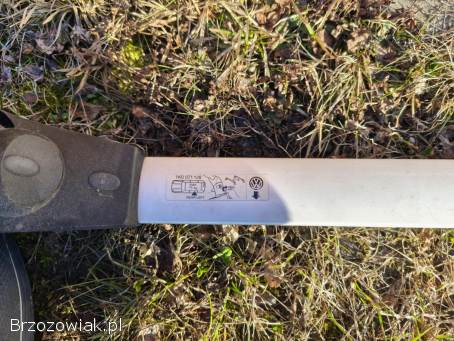 Oryginalny bagażnik dachowy do Golfa VI.  Stan bardzo dobry.