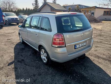 Opel Zafira 1.  9CDTI 101km 05 2005