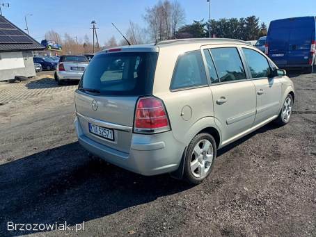 Opel Zafira 1.  9CDTI 101km 05 2005