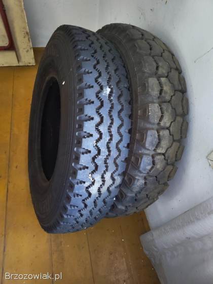 Sprzedam 4 praktycznie nowe opony 8.  25R20