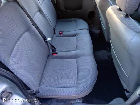 Renault Kangoo 1.  5 DCI 5 osób 2004