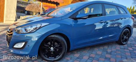 Hyundai i30 SKÓRY LED KAMERA 2013