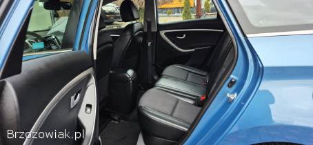 Hyundai i30 SKÓRY LED KAMERA 2013