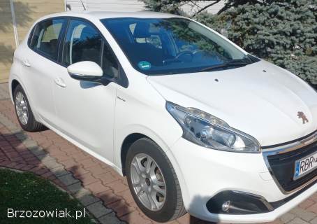 Peugeot 208 2016
