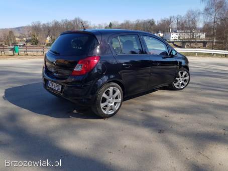 Opel Corsa D 1.  4 101KM 2010