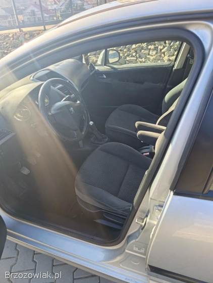 Peugeot 207 1.  6 HDi 5 drzwi 2006