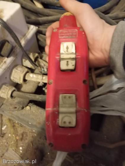 Skrzynia oraz wyciąg budowlany