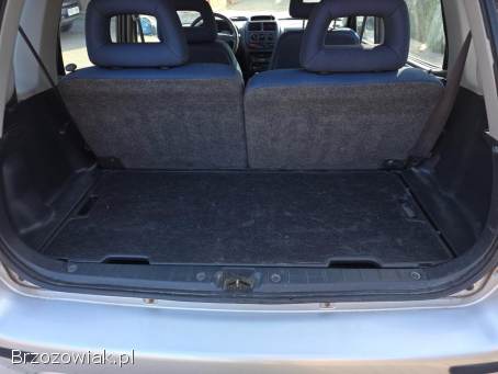 Suzuki Ignis 1.  3  2002