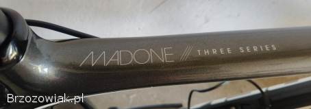 TREK MADONE 3.  1 full CARBON perfekt stan Shimano 105 piękny 52 cm
