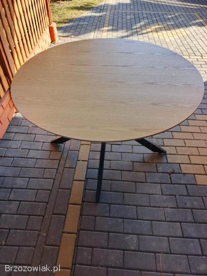 Stół okrągły w 3 wymiarach
