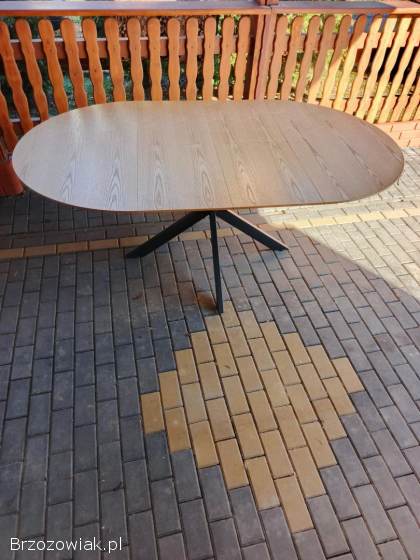 Stół okrągły w 3 wymiarach