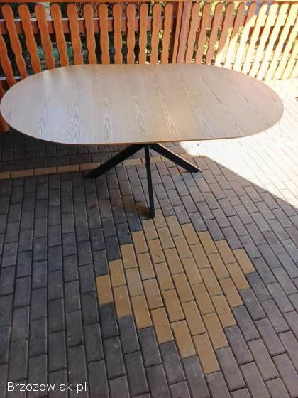 Stół okrągły w 3 wymiarach