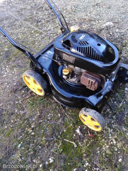 Kosiarka spalinowa z napędem