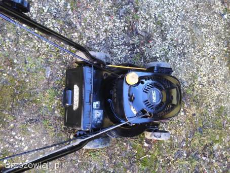 Kosiarka spalinowa z napędem