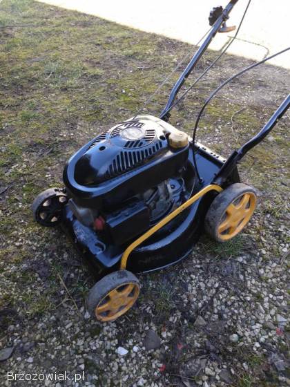 Kosiarka spalinowa z napędem