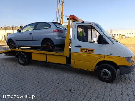 Pomoc drogowa,  usługi autolawetą