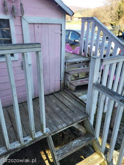 Domek ogrodowy dla dziecka drewniany ze zjeżdżalnią