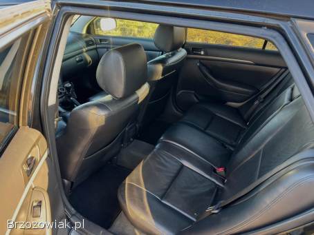 Toyota Avensis T25 2006