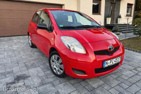Toyota Yaris 1.  3 benzyna  2009