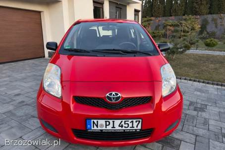 Toyota Yaris 1.  3 benzyna  2009