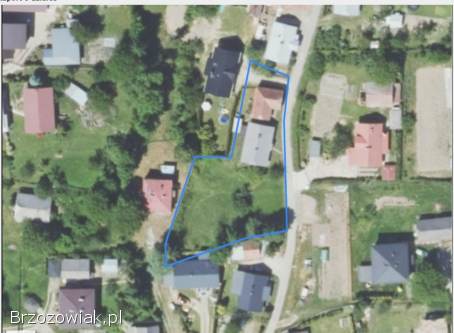 Dom z budynkiem gospodarczym.  Faliszówka