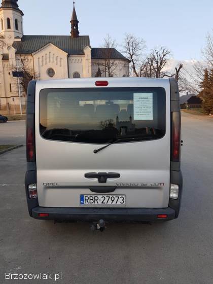 Opel Vivaro 9 osobowy  2005