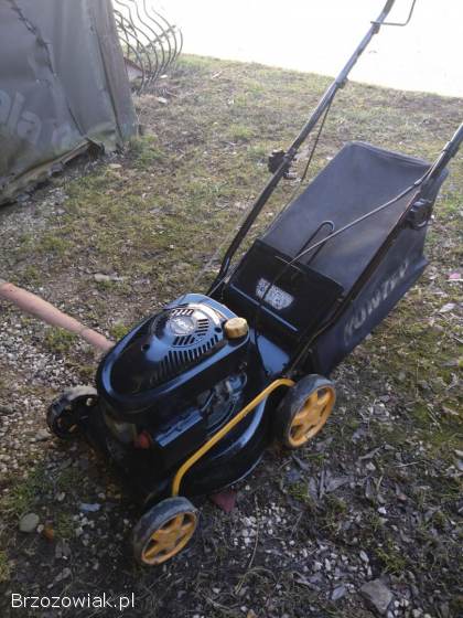 Kosiarka spalinowa z napędem