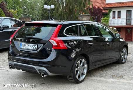 Volvo V60 R-Design 2014