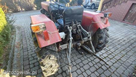 Ciągnik składak 1.  6D +podnośnik,  blokada mostu