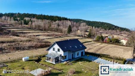 Przestronny dom w Beskidzie Niskim.