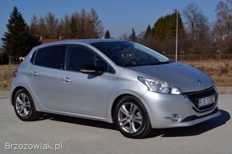 Peugeot 208 2013