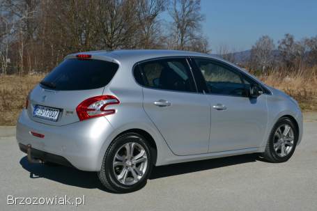 Peugeot 208 2013