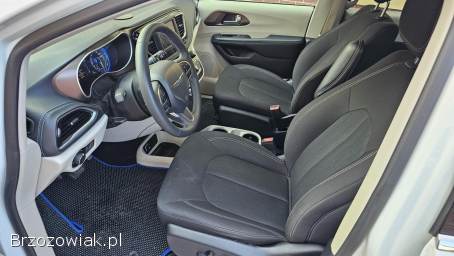 Chrysler Grand Caravan 3.  6 V6 291KM 2022