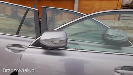 Drzwi subaru legacy 2010