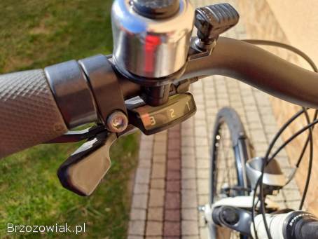 Rower trekkingowy Pegasus Solero Alu Light,  koła 28,  stan BDB