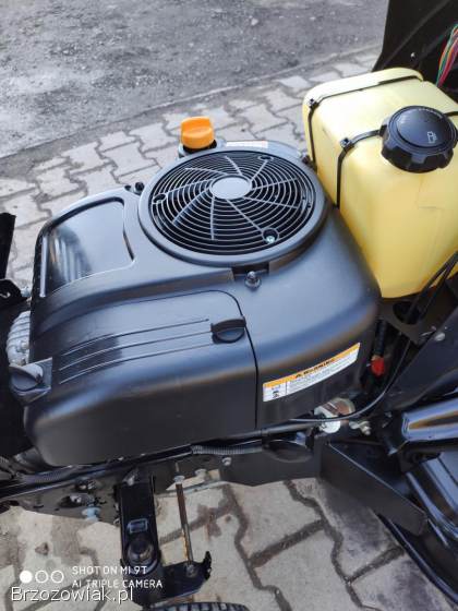 Kosiarka traktorek MTD Black Line Pompa oleju