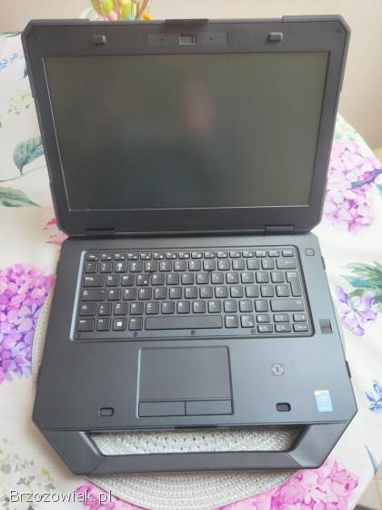 Pancerny laptop Dell 5404 Rugged port RS-323