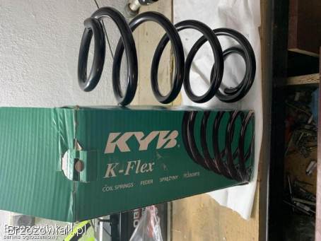 Sprężyna zawieszenia Audi a4