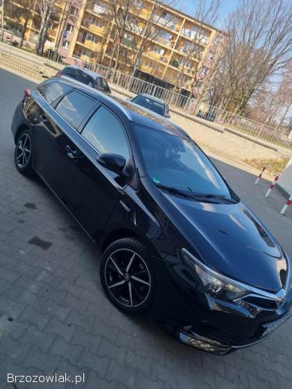 Toyota Auris Kombi 2017