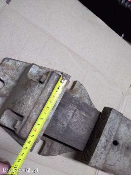 Imadło maszynowe duże prl PRL 18kg wagi 120mm szczęki imadło stołowe