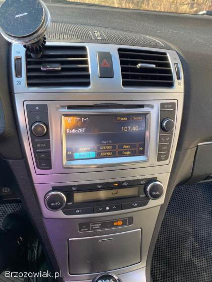 Toyota Avensis 2.  0 D-4D 2011