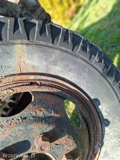 Przyczepa dwuosiowa rolnicza traktora Autosan zabytkowa Sanocka Fabryka Wagonów