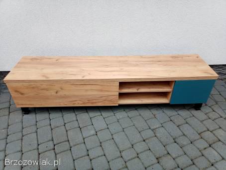 Duża i solidna szafka tv