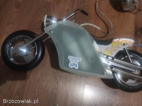Lampa sufitowa żyrandol chłopak motor E14