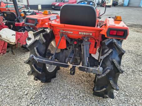 Traktorek Japoński KUBOTA L1 215 21 KM rewers 4X4