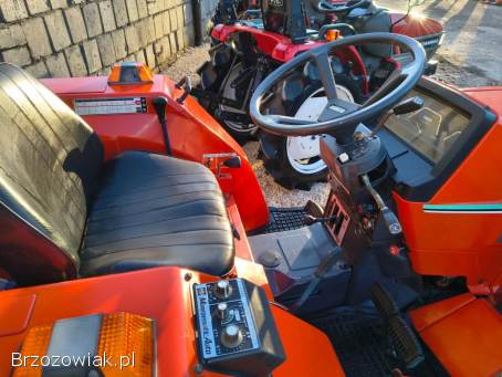 Traktorek Japoński KUBOTA L1 205 20 KM